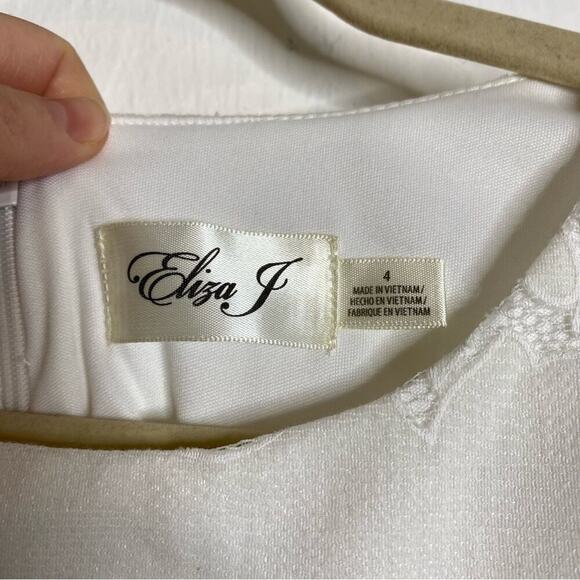 Eliza J White Lace‎ Sheath Dress 4 - Picture 4 of 9